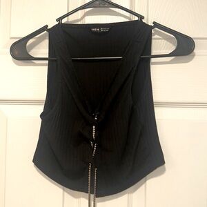 SHEIN Blk Crop Top